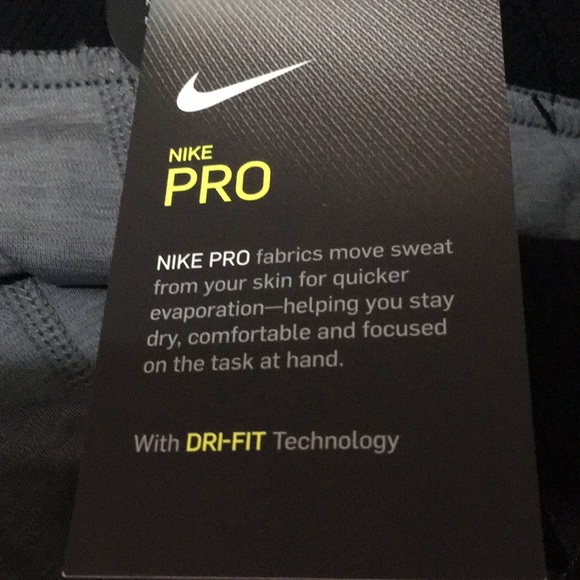 New Nike Pro Shorts - Picture 5 of 6